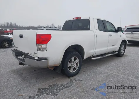 2008 Toyota Tundra Sr5 5.7L V8 z USA, uszkodzony, nr VIN 5TFBV54168X042234